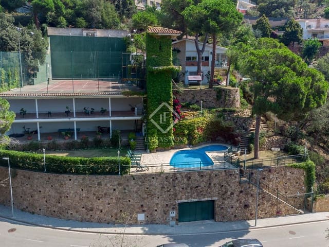 5 camera da letto Villa in vendita in Lloret de Mar con piscina garage - 1.350.000 € (Rif: 6081900)