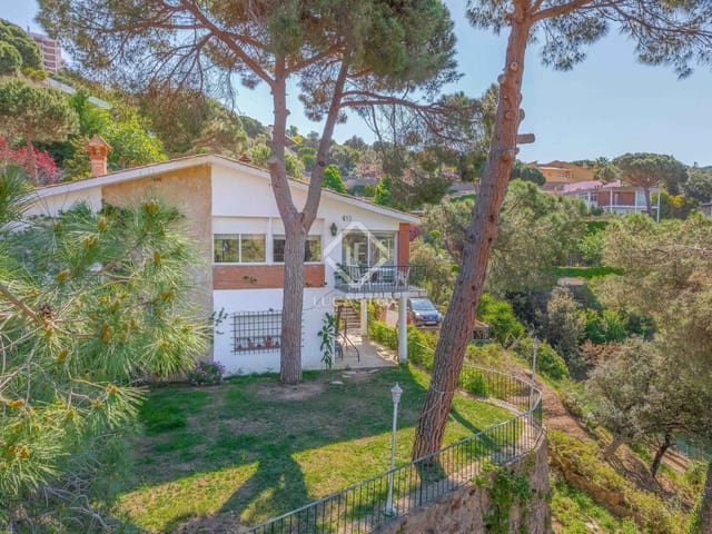 5 camera da letto Villa in vendita in Lloret de Mar con piscina garage - 1.350.000 € (Rif: 6081900)