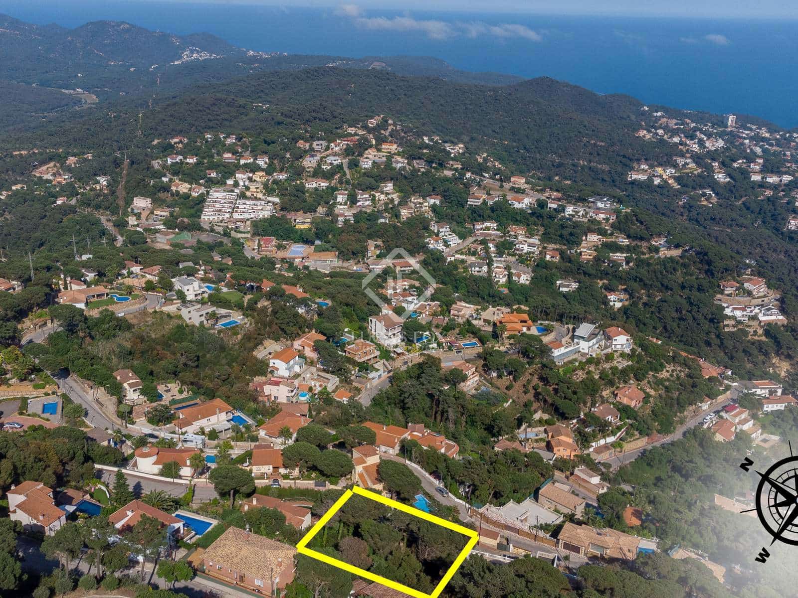 Building Plot for sale in Lloret de Mar - € 160,000 (Ref: 6125796)