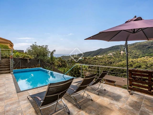 4 sypialnia Willa na sprzedaż w Alella z basenem garażem - 1 155 000 € (Ref: 6228981)