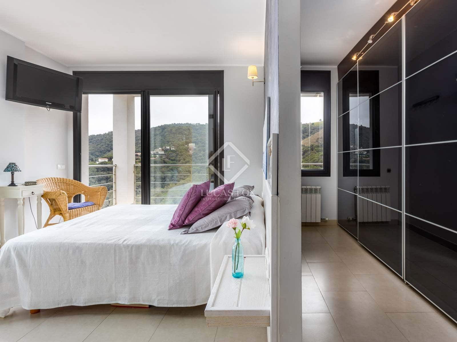 4 sypialnia Willa na sprzedaż w Alella z basenem garażem - 1 155 000 € (Ref: 6228981)