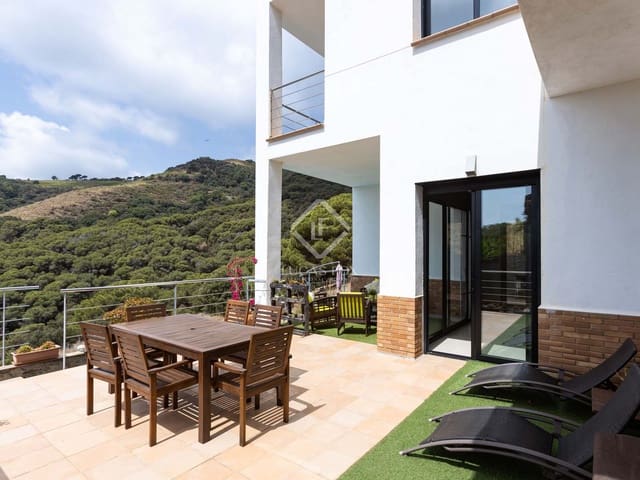 4 sypialnia Willa na sprzedaż w Alella z basenem garażem - 1 155 000 € (Ref: 6228981)