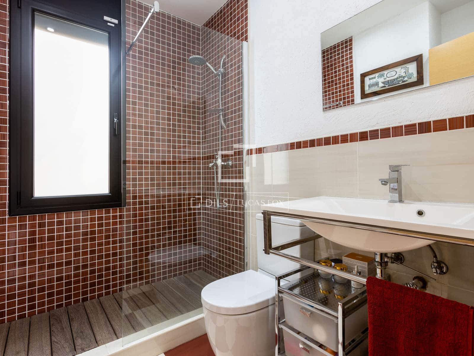 4 sypialnia Willa na sprzedaż w Alella z basenem garażem - 1 155 000 € (Ref: 6228981)