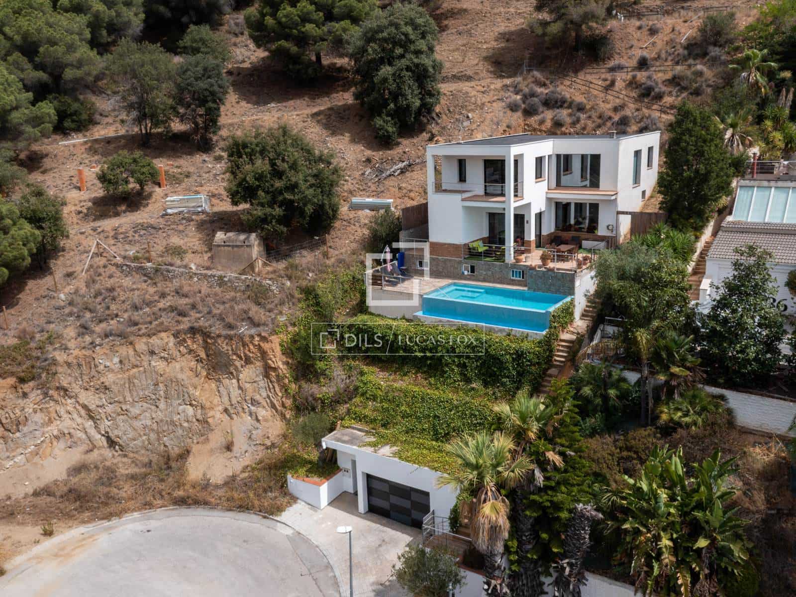 4 sypialnia Willa na sprzedaż w Alella z basenem garażem - 1 155 000 € (Ref: 6228981)