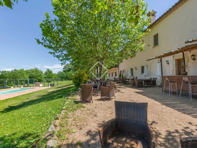 15 soveværelse Erhverv til salg i Santa Coloma de Farners med swimmingpool - € 1.590.000 (Ref: 6247621)