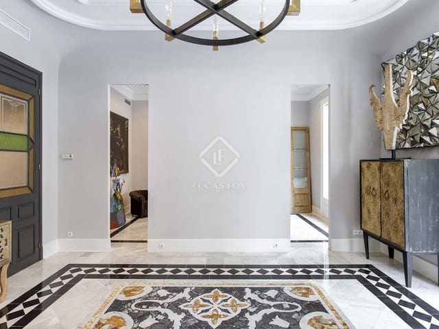 3 slaapkamer Appartement te koop in Barcelona stad - € 1.385.000 (Ref: 6249152)