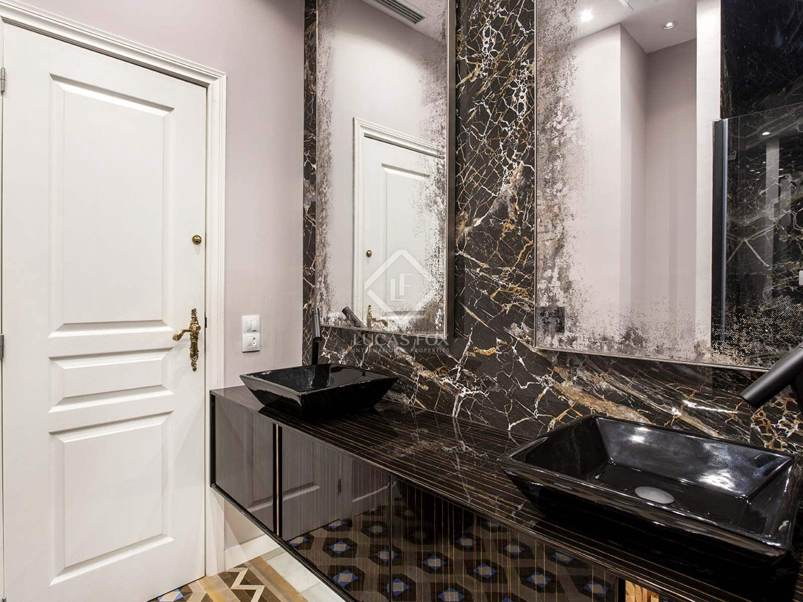 3 slaapkamer Appartement te koop in Barcelona stad - € 1.385.000 (Ref: 6249152)