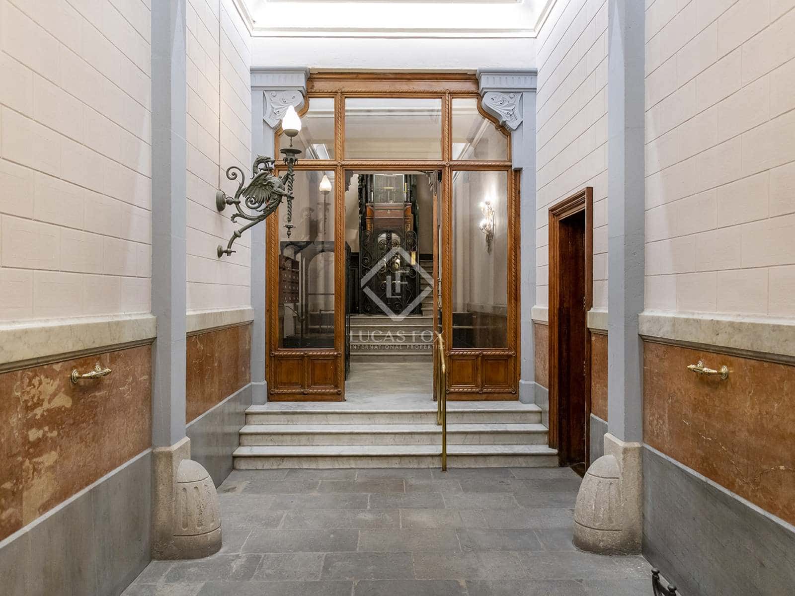 3 slaapkamer Appartement te koop in Barcelona stad - € 1.385.000 (Ref: 6249152)