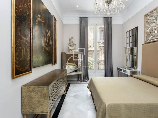 3 bedroom Apartment for sale in Barcelona city - € 1,350,000 (Ref: 6249152)