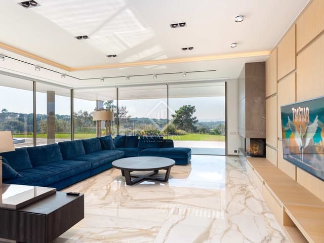 5 bedroom Villa for sale in Caldes de Malavella with pool garage - € 8,500,000 (Ref: 6310151)