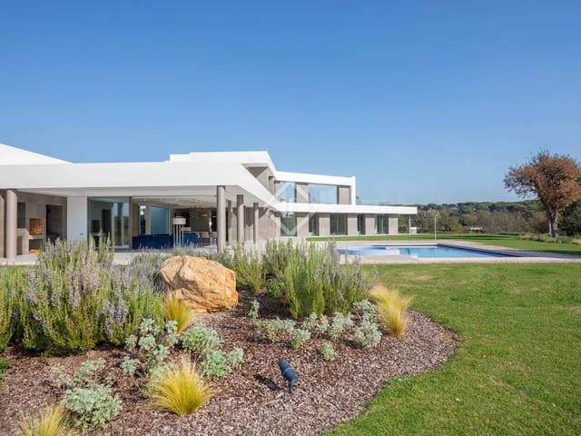 5 bedroom Villa for sale in Caldes de Malavella with pool garage - € 8,500,000 (Ref: 6310151)