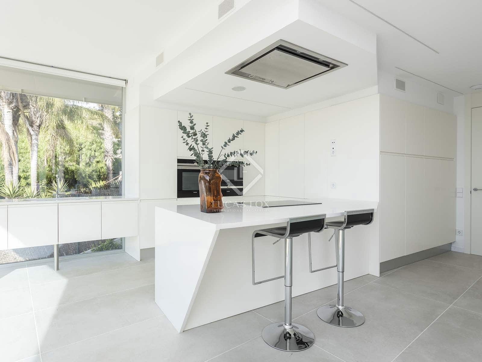 4 soveværelse Villa til salg i Sitges med swimmingpool garage - € 2.800.000 (Ref: 6355218)