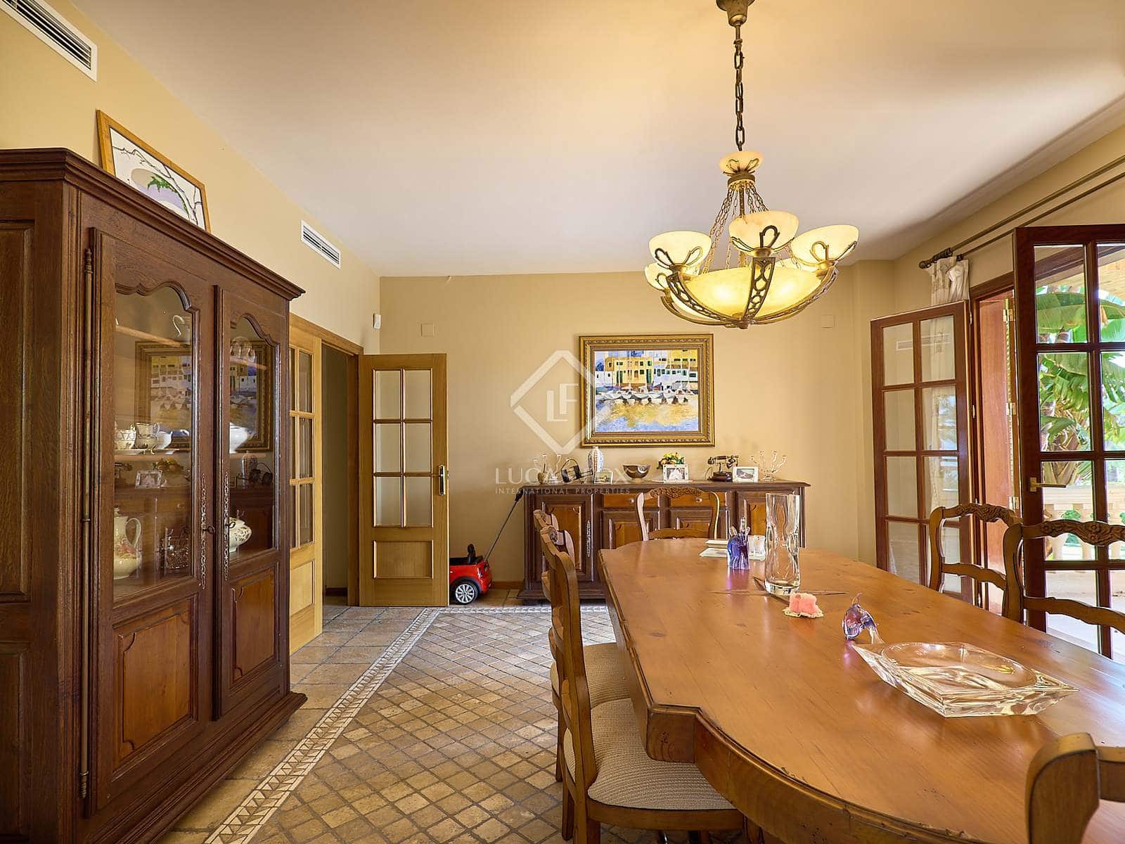 6 sovrum Villa till salu i Cullera med pool garage - 2 600 000 € (Ref: 6355223)