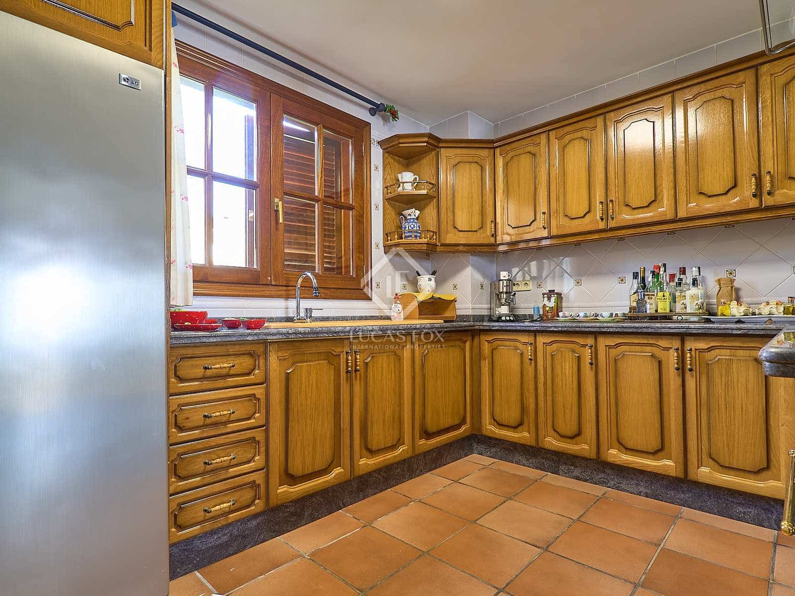 6 sovrum Villa till salu i Cullera med pool garage - 2 600 000 € (Ref: 6355223)