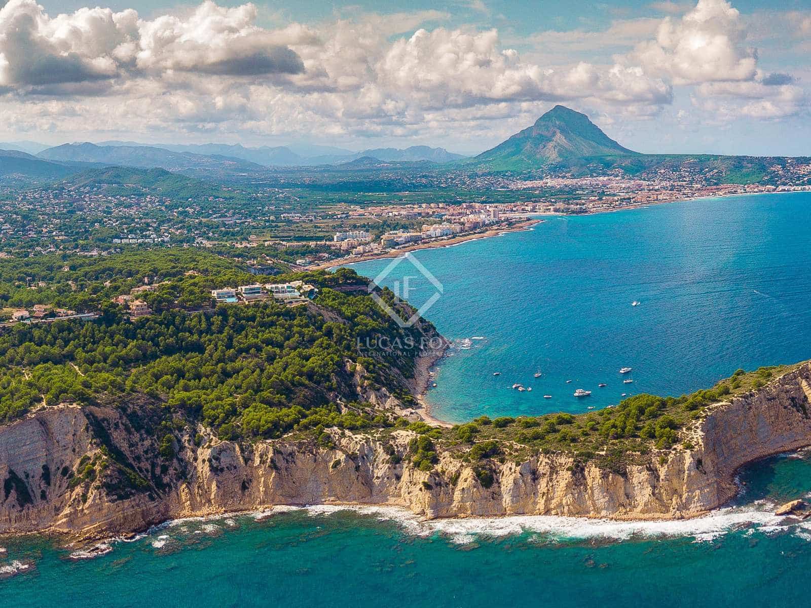 4 camera da letto Villa in vendita in Cumbre del Sol con piscina garage - 6.057.000 € (Rif: 6380056)