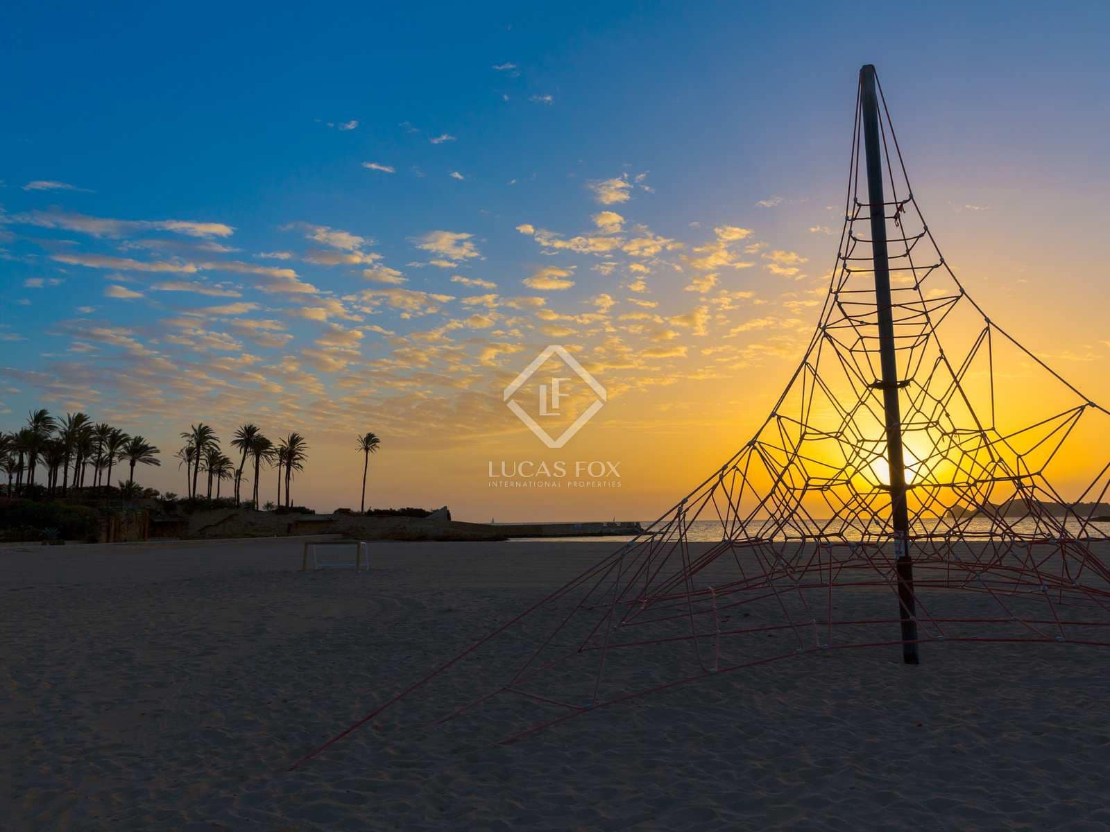 3 bedroom Villa for sale in Cumbre del Sol with pool garage - € 2,167,000 (Ref: 6380062)