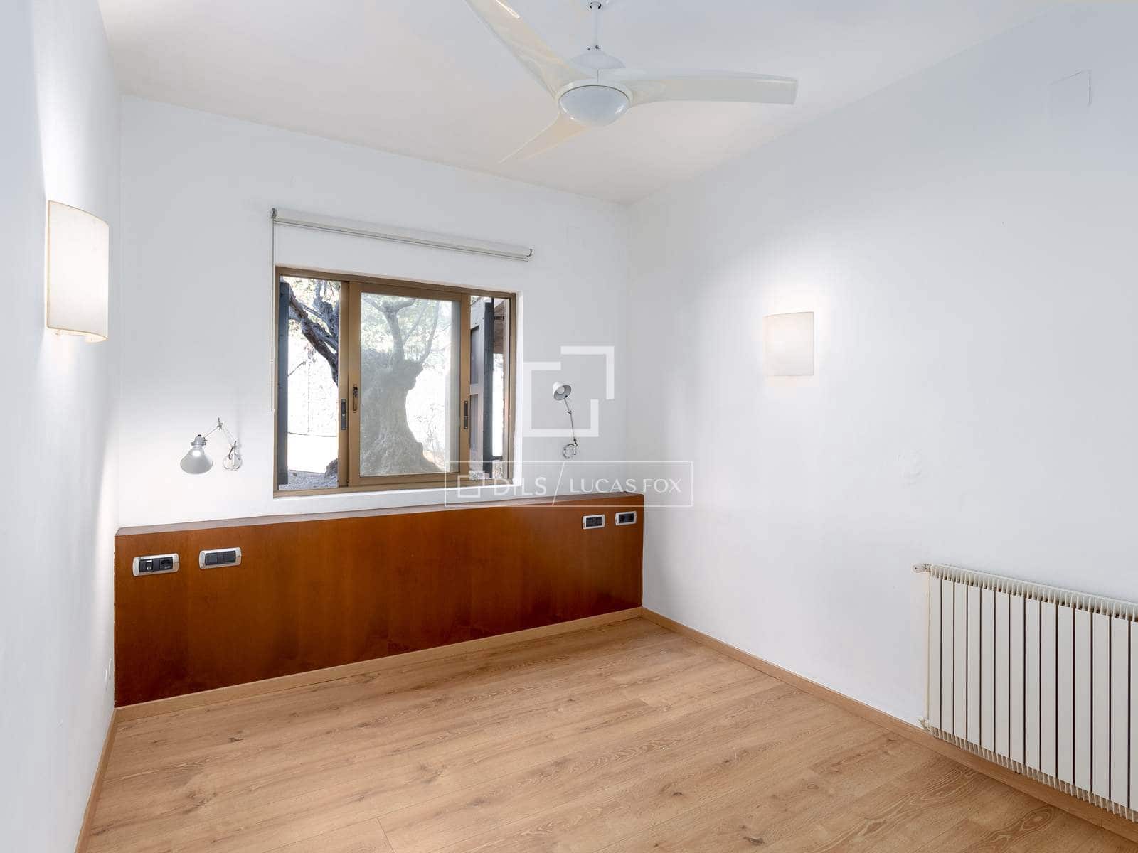 5 slaapkamer Villa te koop in Sant Andreu de Llavaneres met zwembad garage - € 1.800.000 (Ref: 6380072)