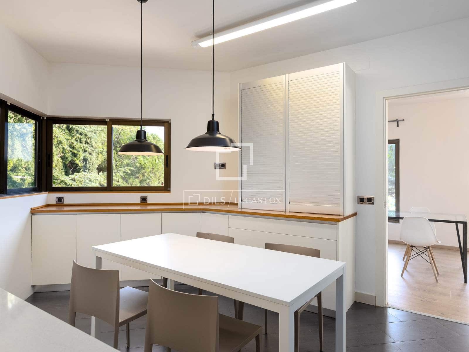 5 slaapkamer Villa te koop in Sant Andreu de Llavaneres met zwembad garage - € 1.800.000 (Ref: 6380072)