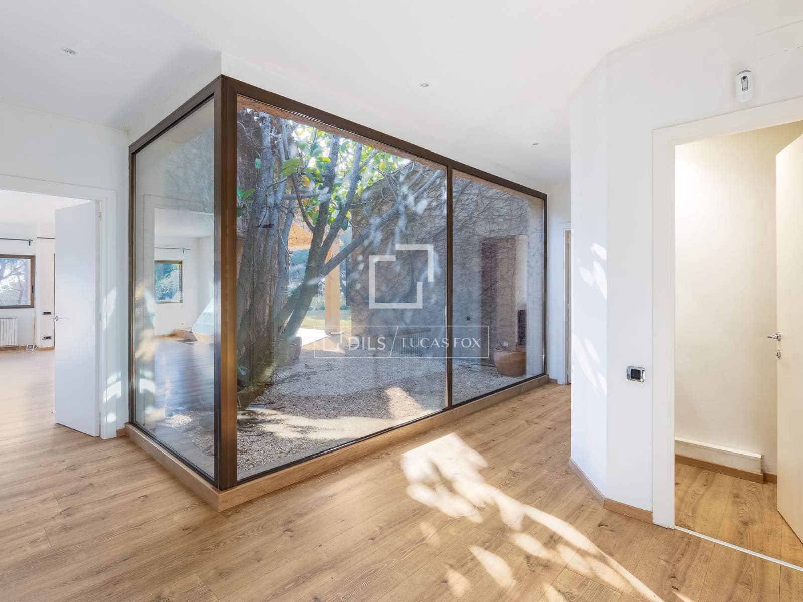 5 slaapkamer Villa te koop in Sant Andreu de Llavaneres met zwembad garage - € 1.800.000 (Ref: 6380072)