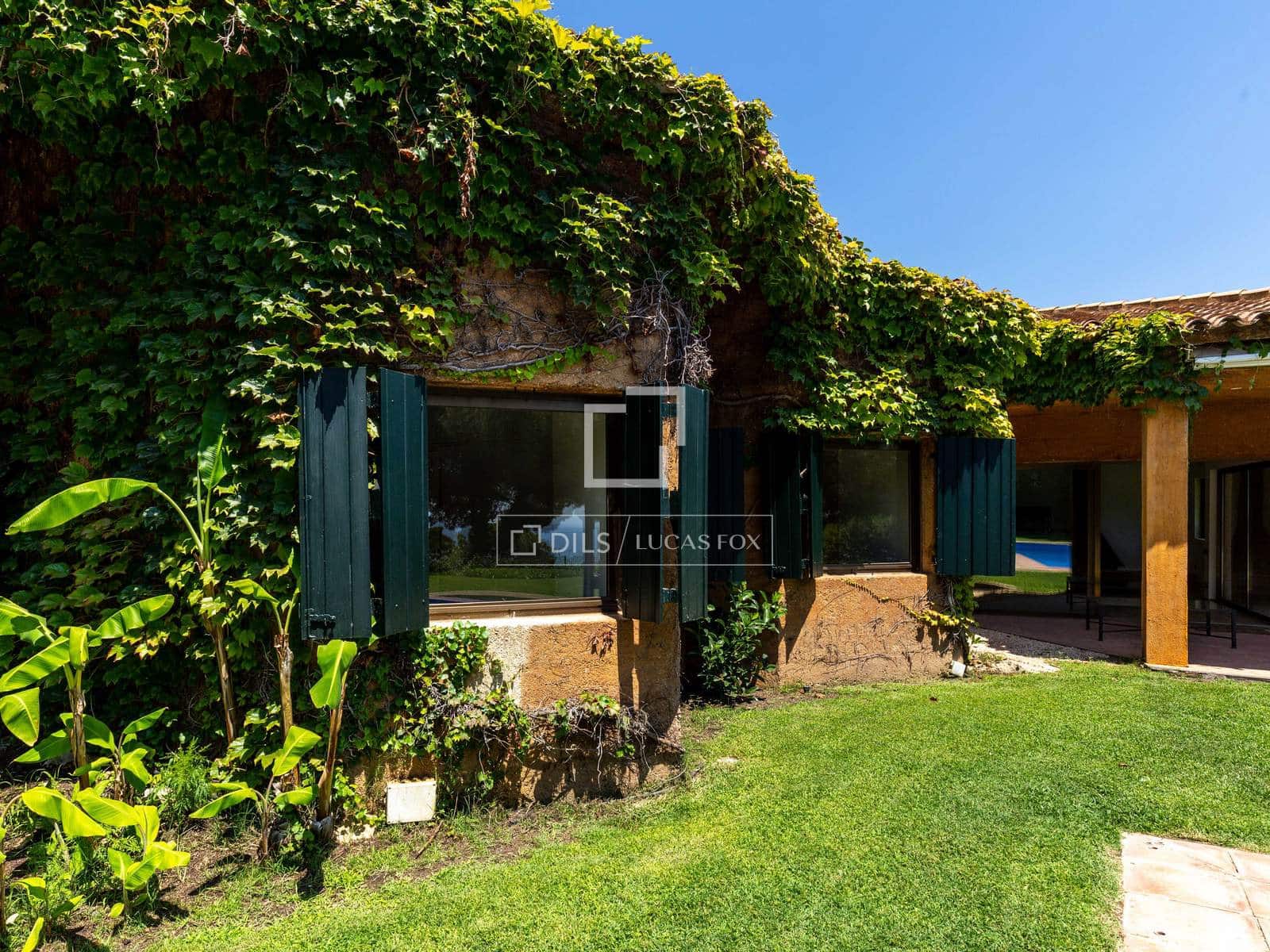 5 slaapkamer Villa te koop in Sant Andreu de Llavaneres met zwembad garage - € 1.800.000 (Ref: 6380072)