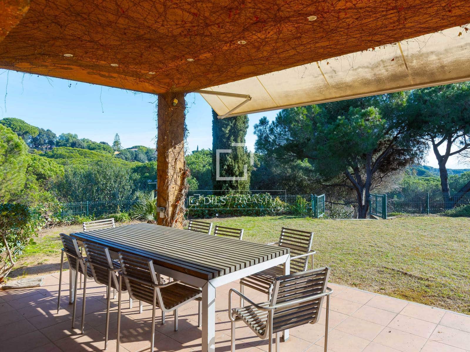 5 slaapkamer Villa te koop in Sant Andreu de Llavaneres met zwembad garage - € 1.800.000 (Ref: 6380072)