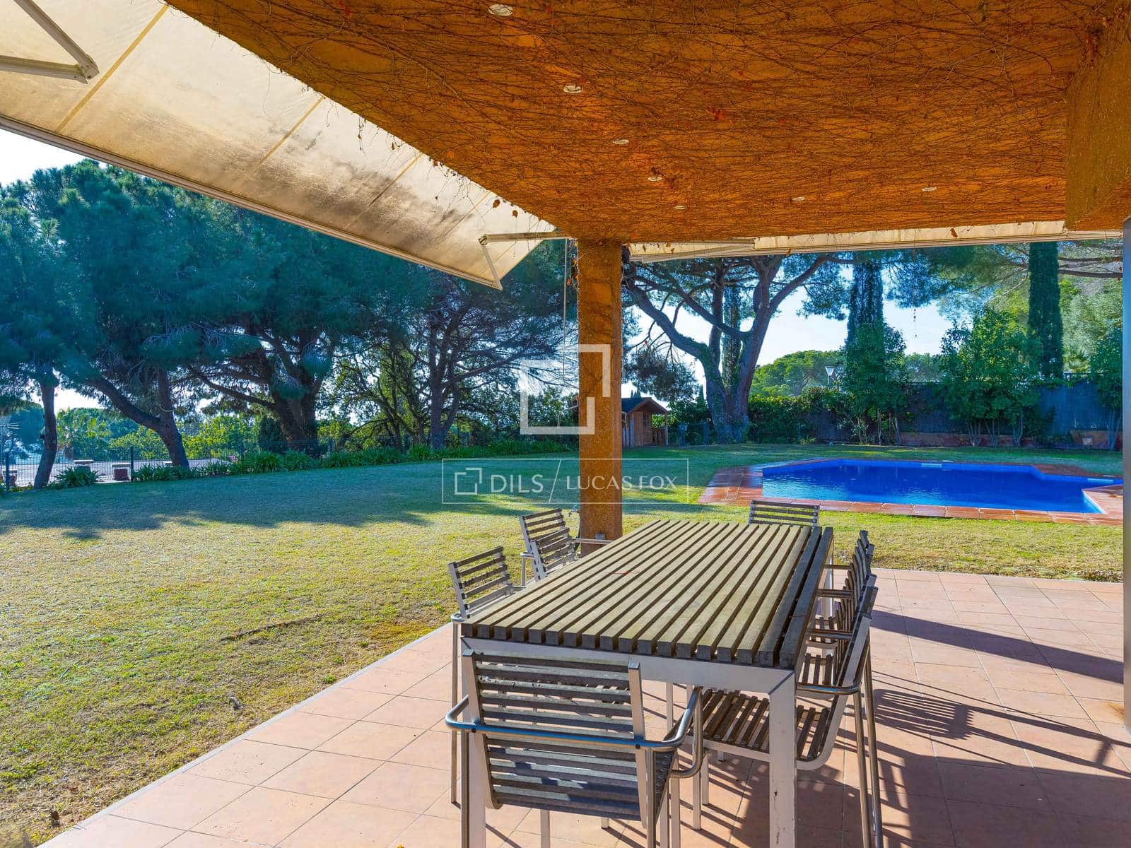 5 slaapkamer Villa te koop in Sant Andreu de Llavaneres met zwembad garage - € 1.800.000 (Ref: 6380072)