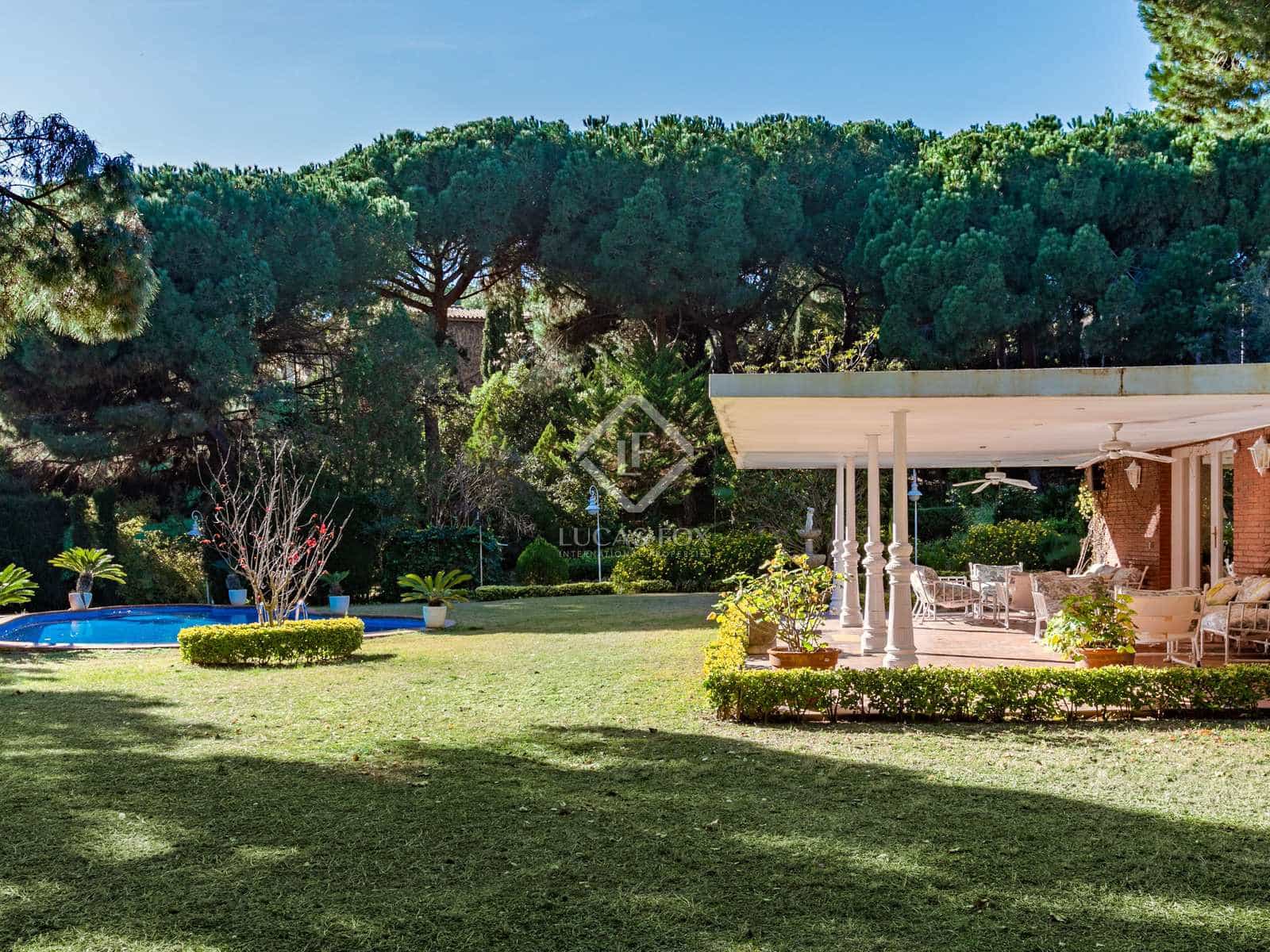 14 sypialnia Willa na sprzedaż w Sant Andreu de Llavaneres z basenem garażem - 3 200 000 € (Ref: 6380084)