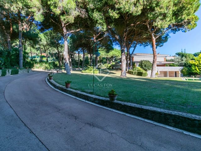 14 bedroom Villa for sale in Sant Andreu de Llavaneres with pool garage - € 3,200,000 (Ref: 6380084)