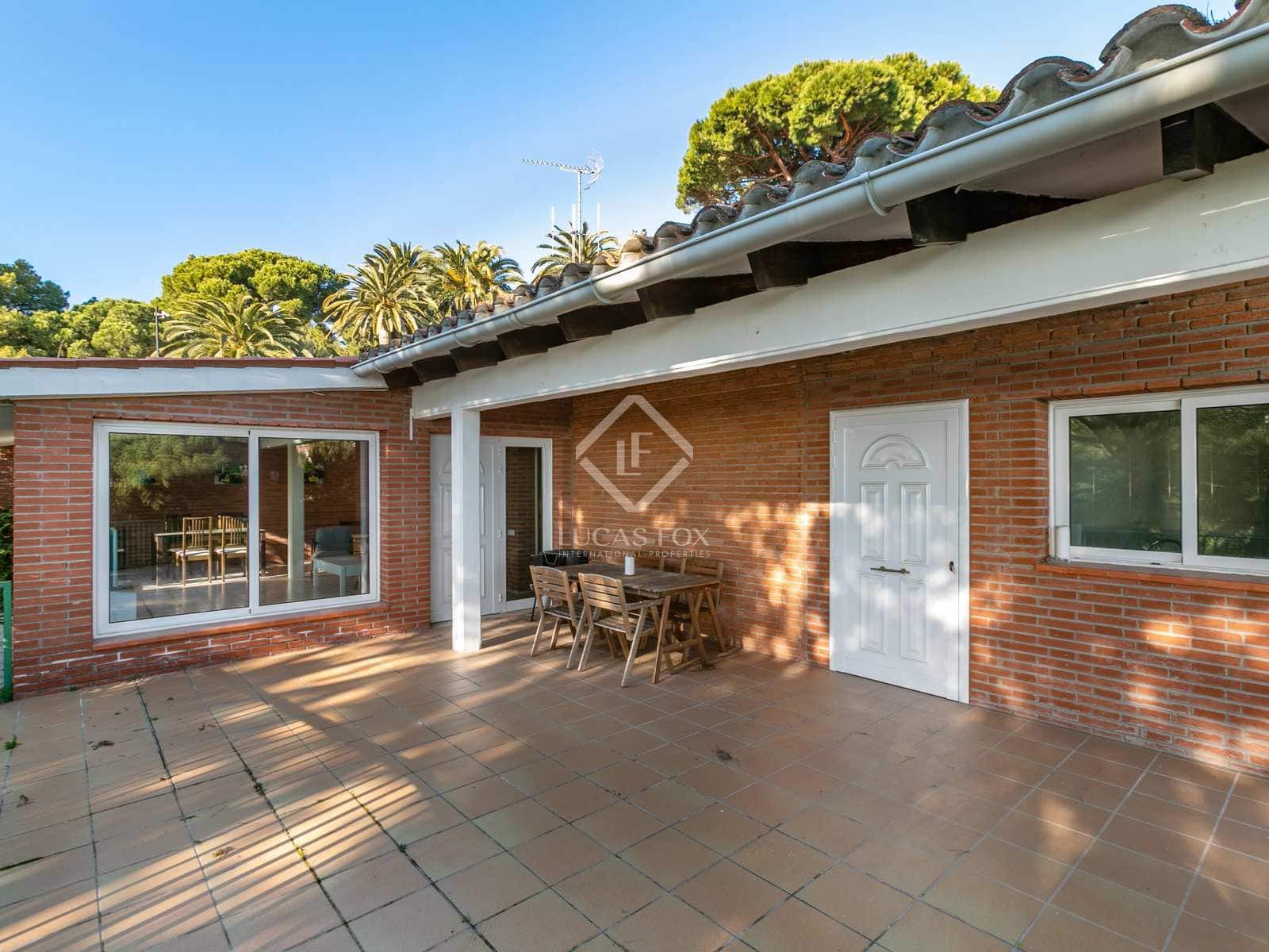 14 sypialnia Willa na sprzedaż w Sant Andreu de Llavaneres z basenem garażem - 3 200 000 € (Ref: 6380084)