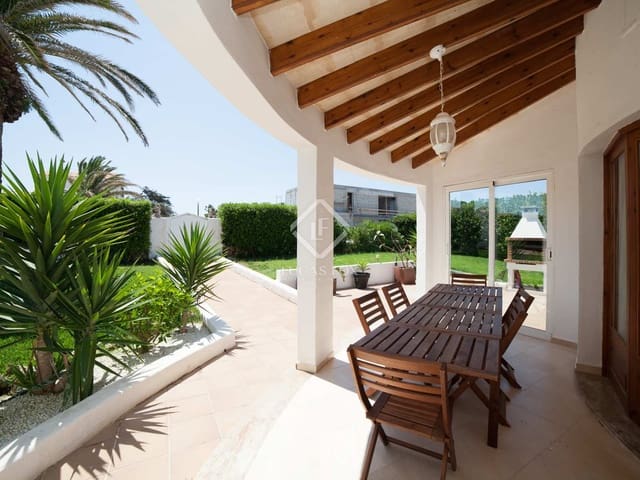 4 soverom Villa til salgs i Ciutadella de Menorca med svømmebasseng garasje - € 997 000 (Ref: 6380105)