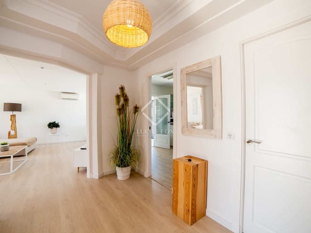 4 soverom Villa til salgs i Ciutadella de Menorca med svømmebasseng garasje - € 997 000 (Ref: 6380105)