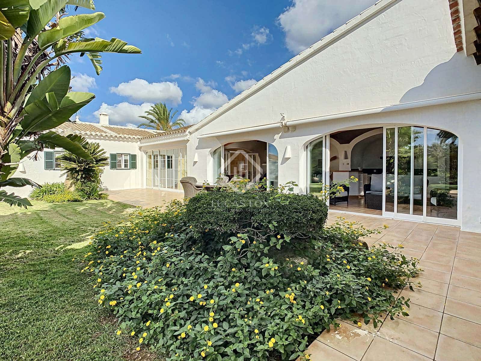 7 soveværelse Finca/Landehus til salg i Alayor / Alaior med swimmingpool garage - € 3.995.000 (Ref: 6380115)