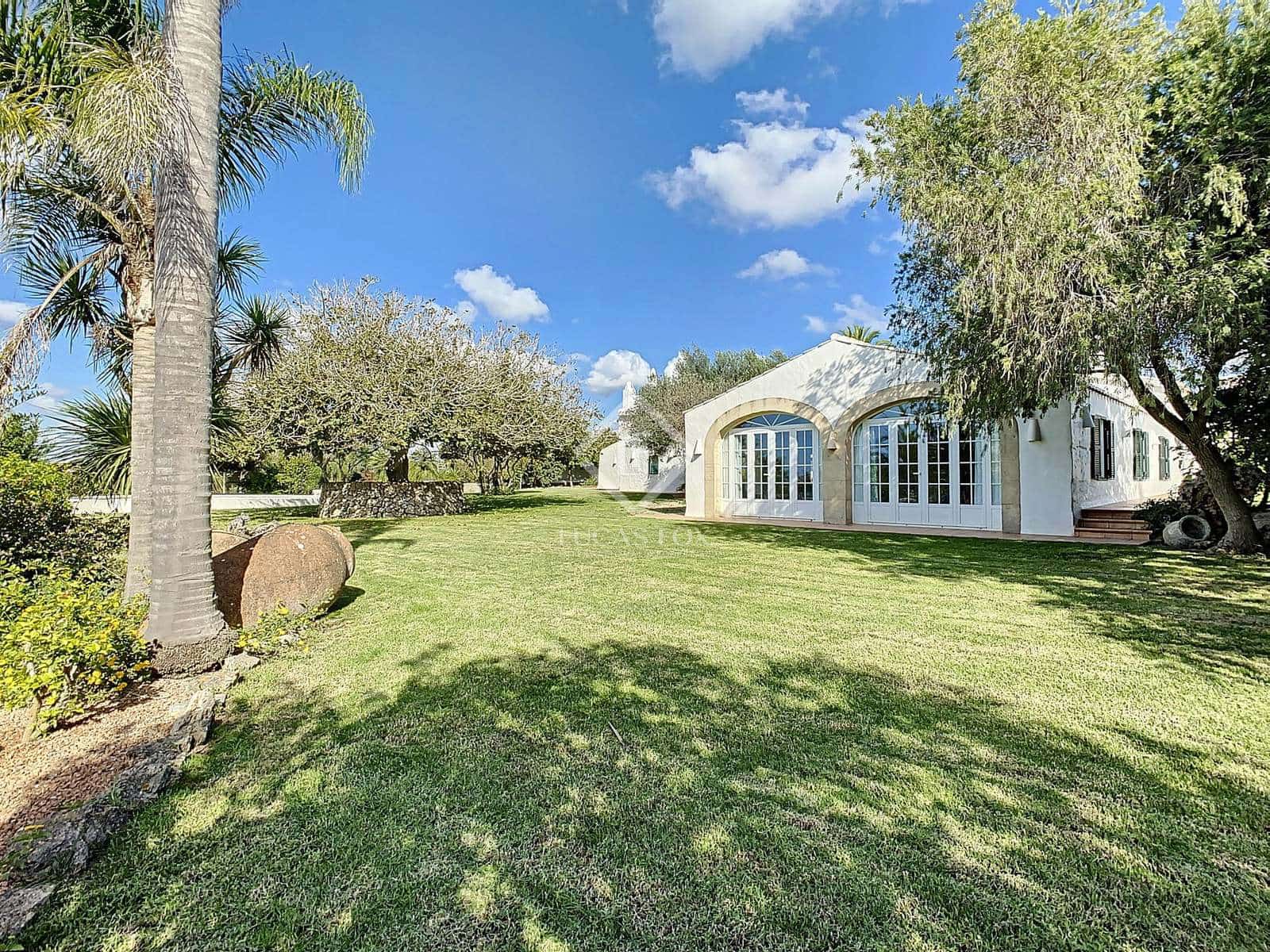 7 soveværelse Finca/Landehus til salg i Alayor / Alaior med swimmingpool garage - € 3.995.000 (Ref: 6380115)