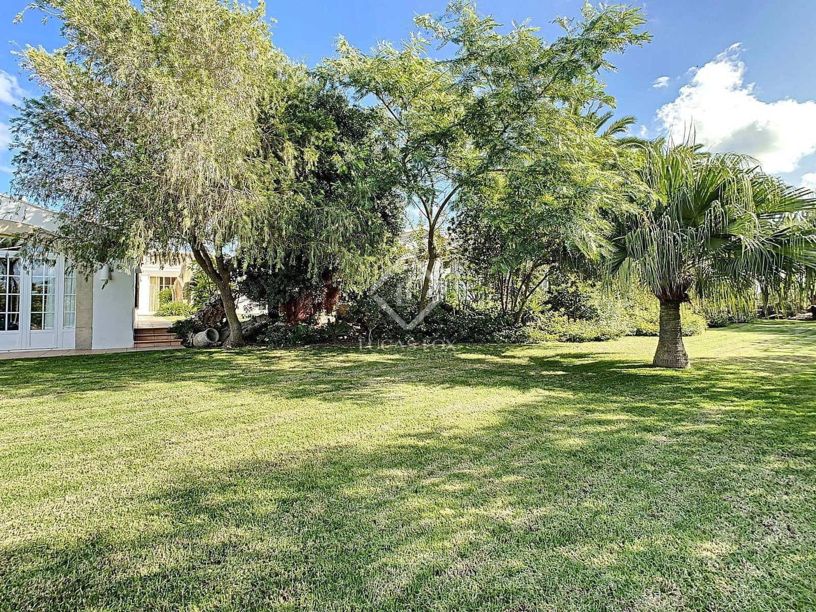 7 soveværelse Finca/Landehus til salg i Alayor / Alaior med swimmingpool garage - € 3.995.000 (Ref: 6380115)