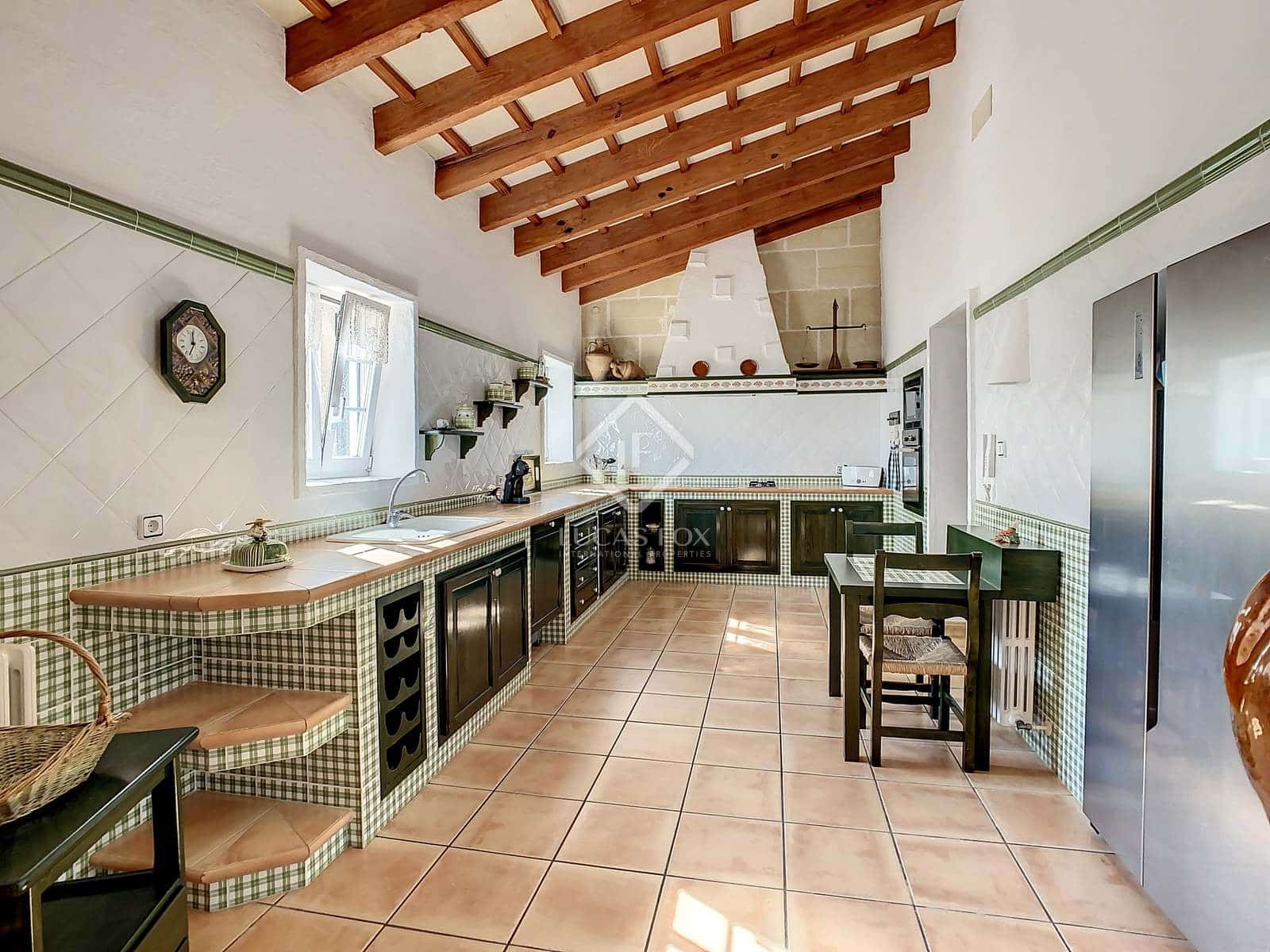 7 soveværelse Finca/Landehus til salg i Alayor / Alaior med swimmingpool garage - € 3.995.000 (Ref: 6380115)