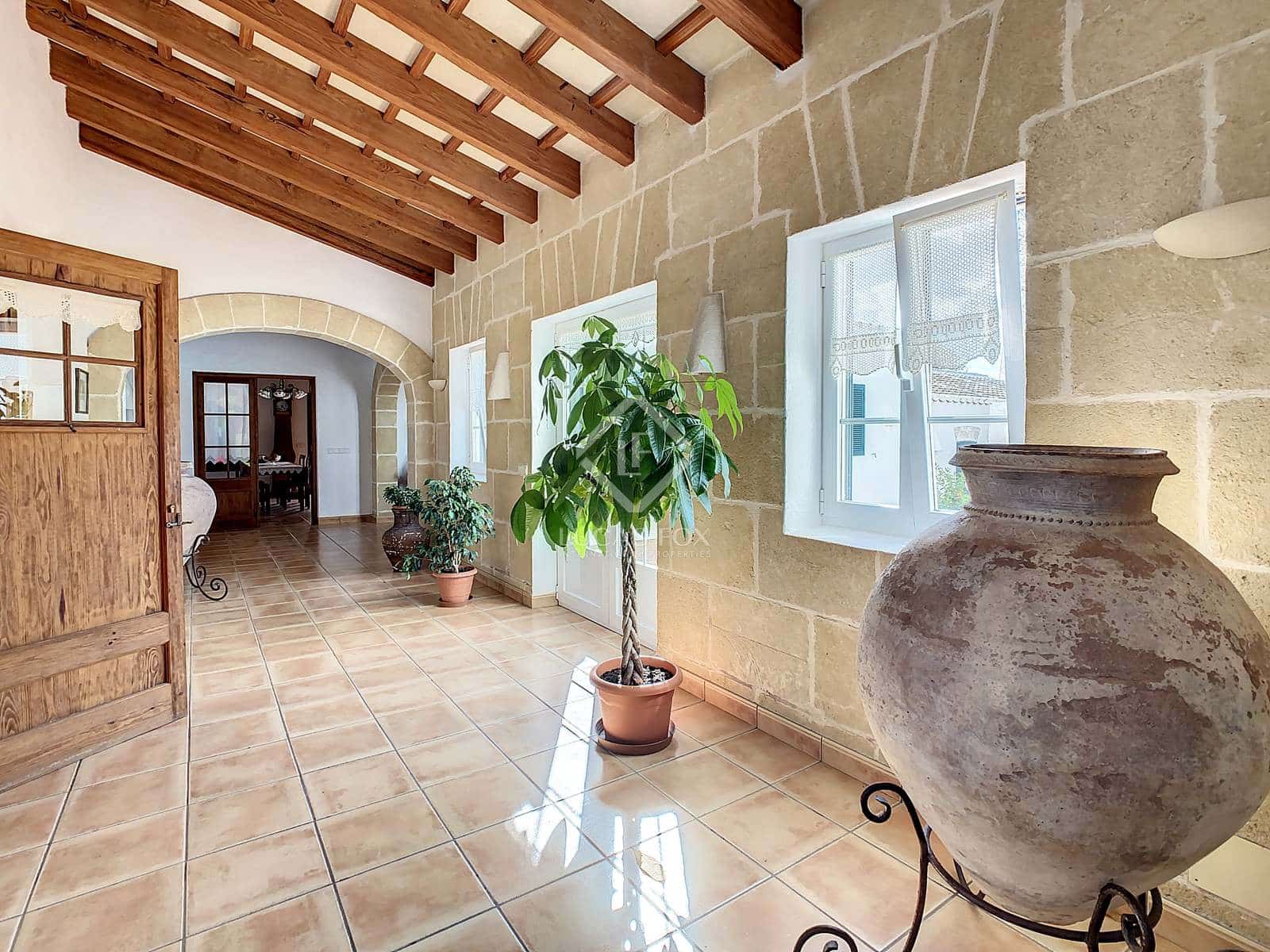 7 soveværelse Finca/Landehus til salg i Alayor / Alaior med swimmingpool garage - € 3.995.000 (Ref: 6380115)