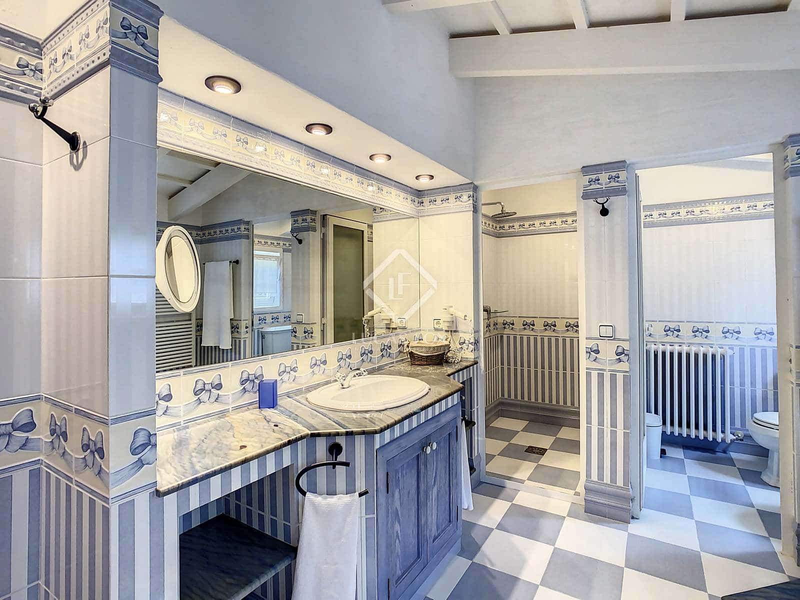 7 soveværelse Finca/Landehus til salg i Alayor / Alaior med swimmingpool garage - € 3.995.000 (Ref: 6380115)