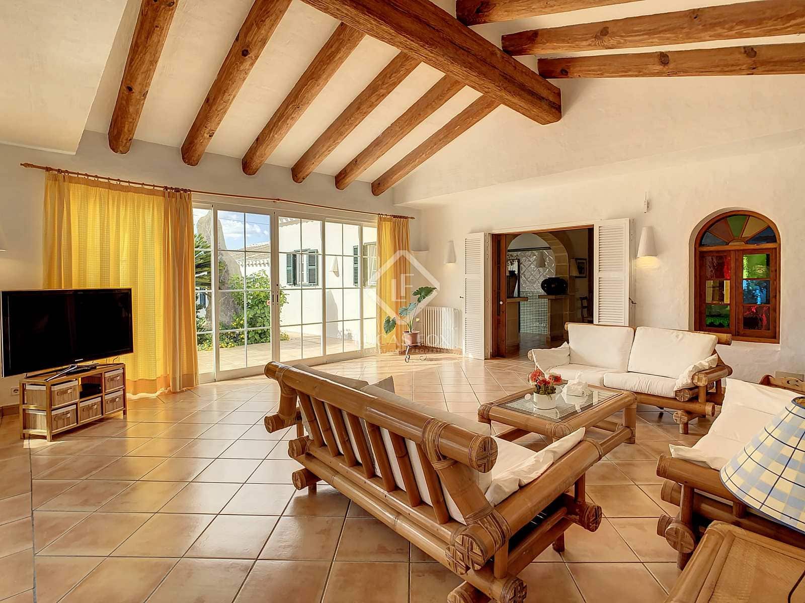 7 soveværelse Finca/Landehus til salg i Alayor / Alaior med swimmingpool garage - € 3.995.000 (Ref: 6380115)