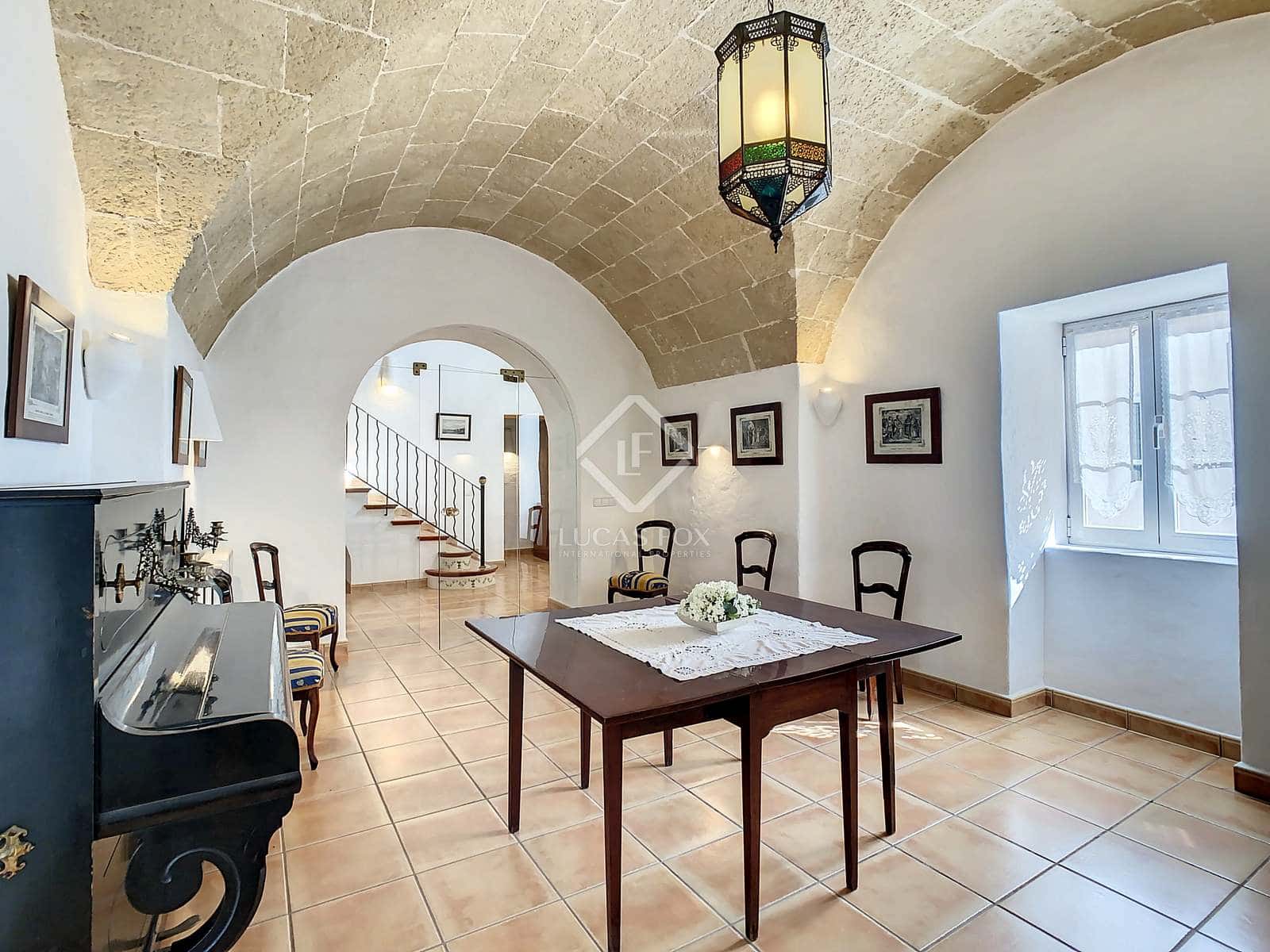 7 soveværelse Finca/Landehus til salg i Alayor / Alaior med swimmingpool garage - € 3.995.000 (Ref: 6380115)