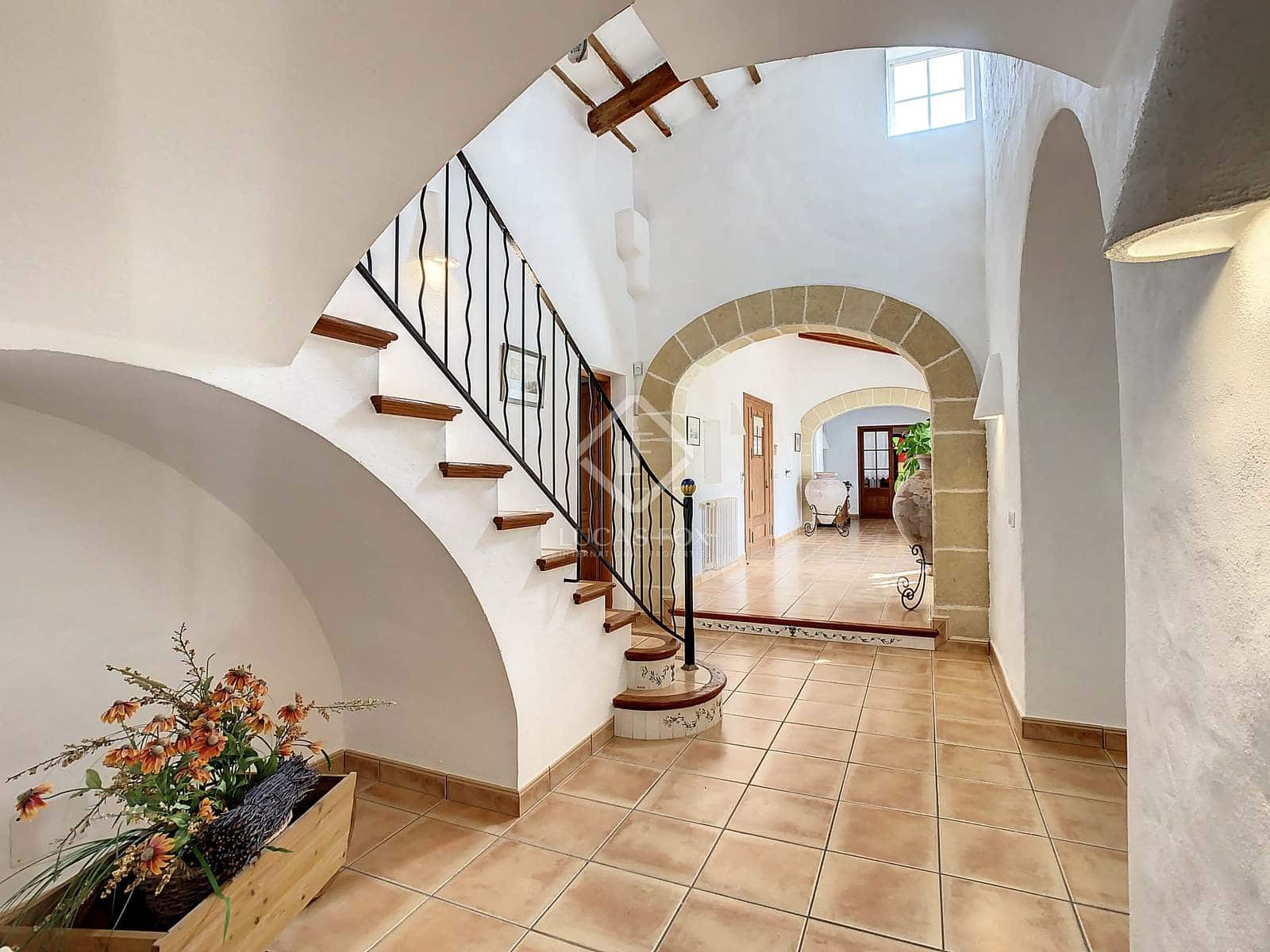 7 soveværelse Finca/Landehus til salg i Alayor / Alaior med swimmingpool garage - € 3.995.000 (Ref: 6380115)