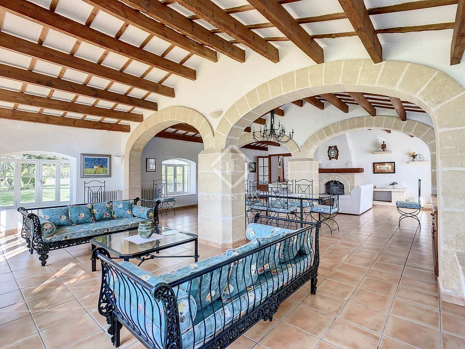 7 soveværelse Finca/Landehus til salg i Alayor / Alaior med swimmingpool garage - € 3.995.000 (Ref: 6380115)