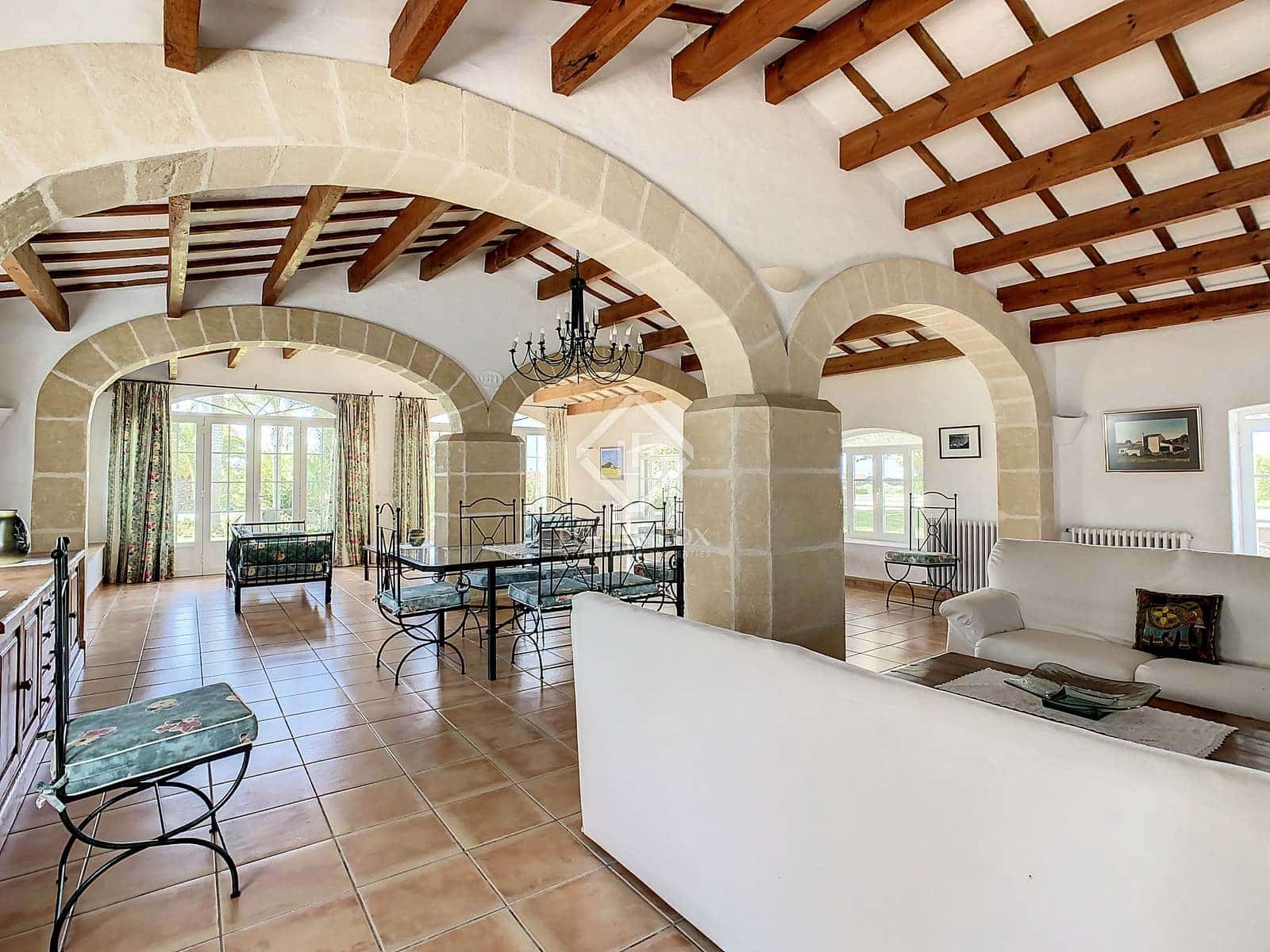 7 soveværelse Finca/Landehus til salg i Alayor / Alaior med swimmingpool garage - € 3.995.000 (Ref: 6380115)