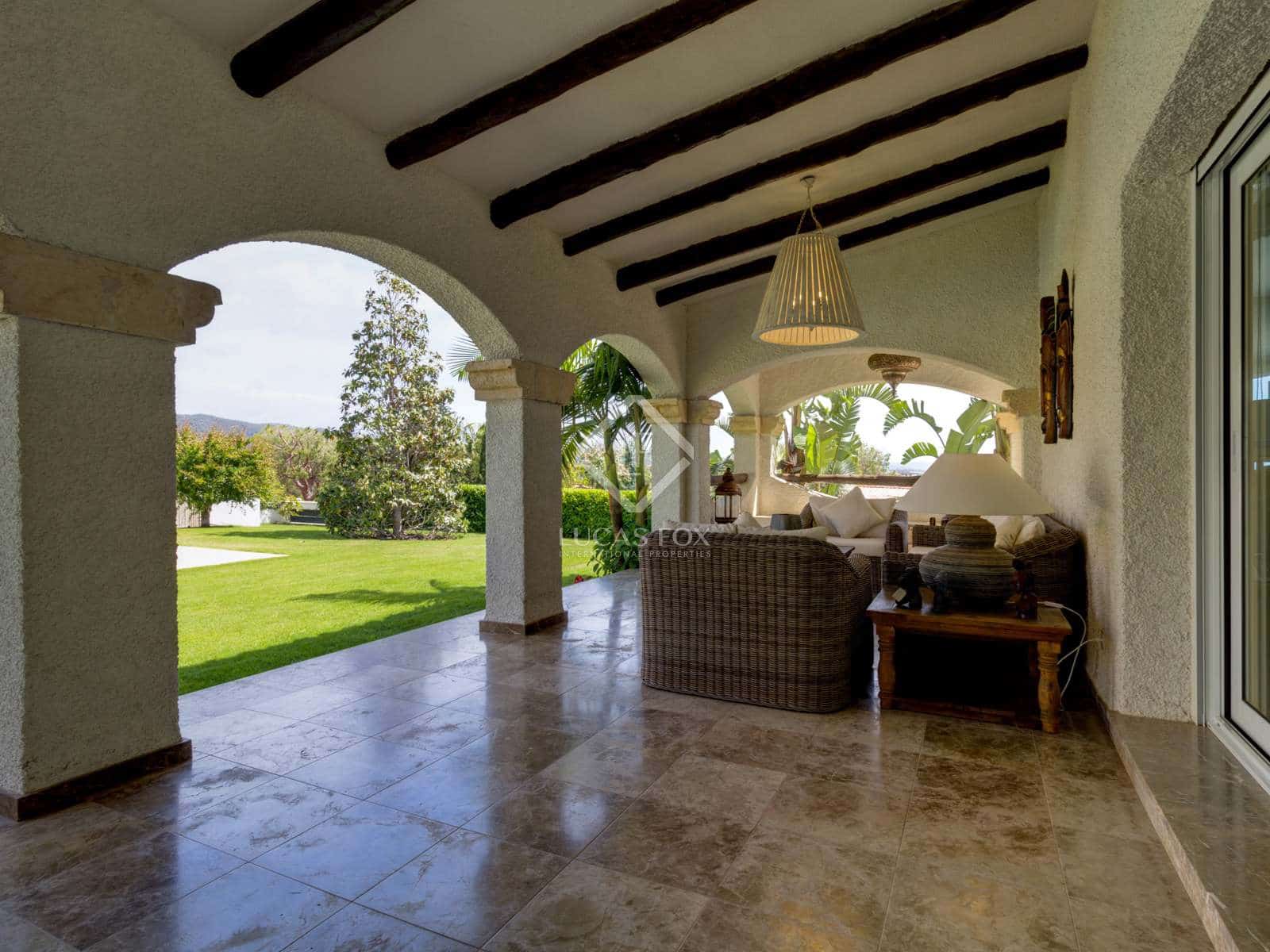 Chalet de 5 habitaciones en Roda de Barà en venta con piscina garaje - 2.600.000 € (Ref: 6380198)