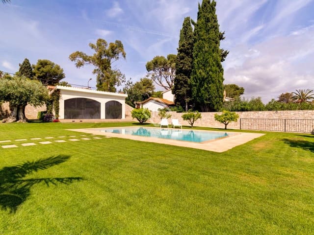 Chalet de 5 habitaciones en Roda de Barà en venta con piscina garaje - 2.600.000 € (Ref: 6380198)