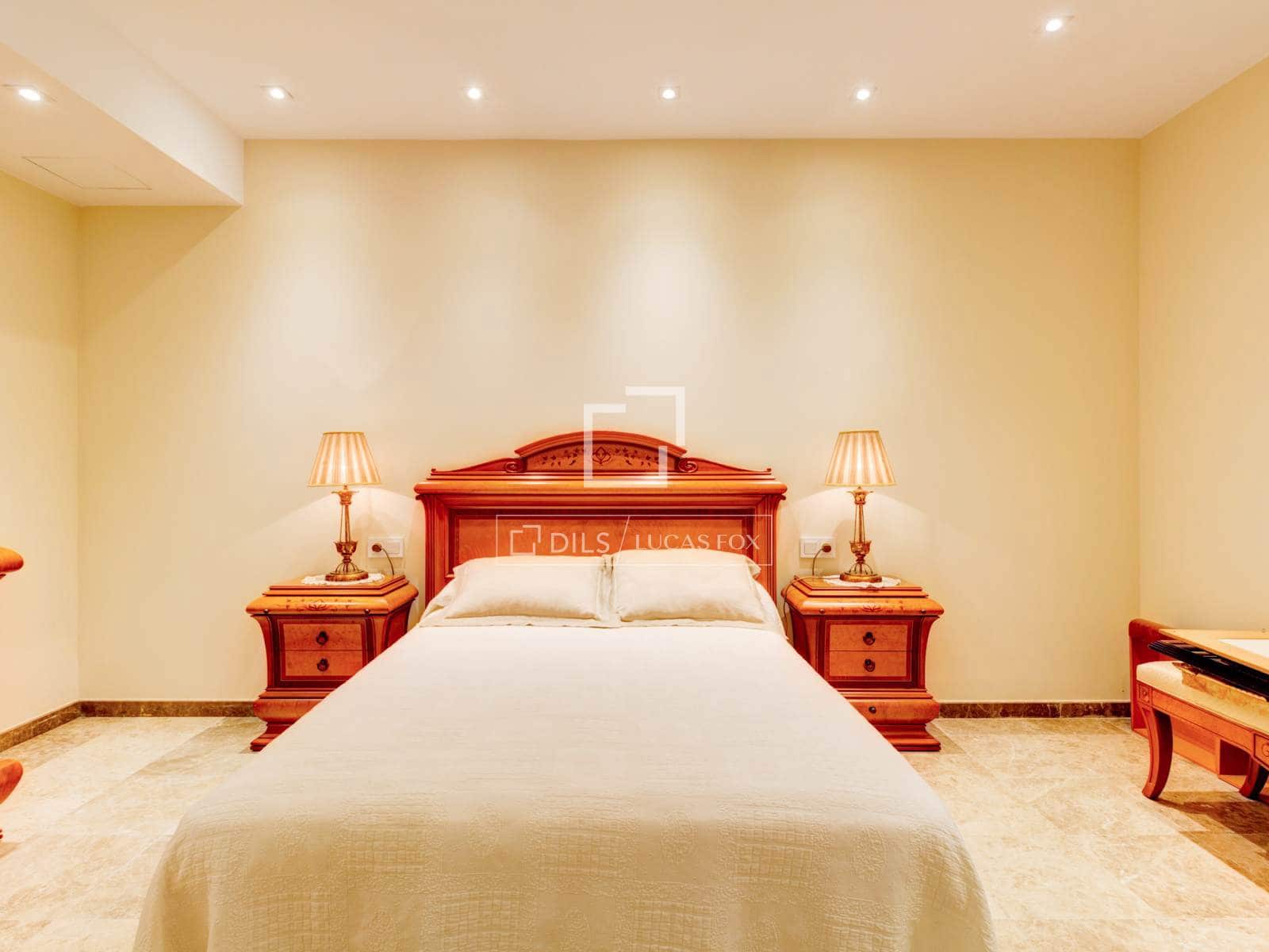 Chalet de 5 habitaciones en Roda de Barà en venta con piscina garaje - 2.600.000 € (Ref: 6380198)