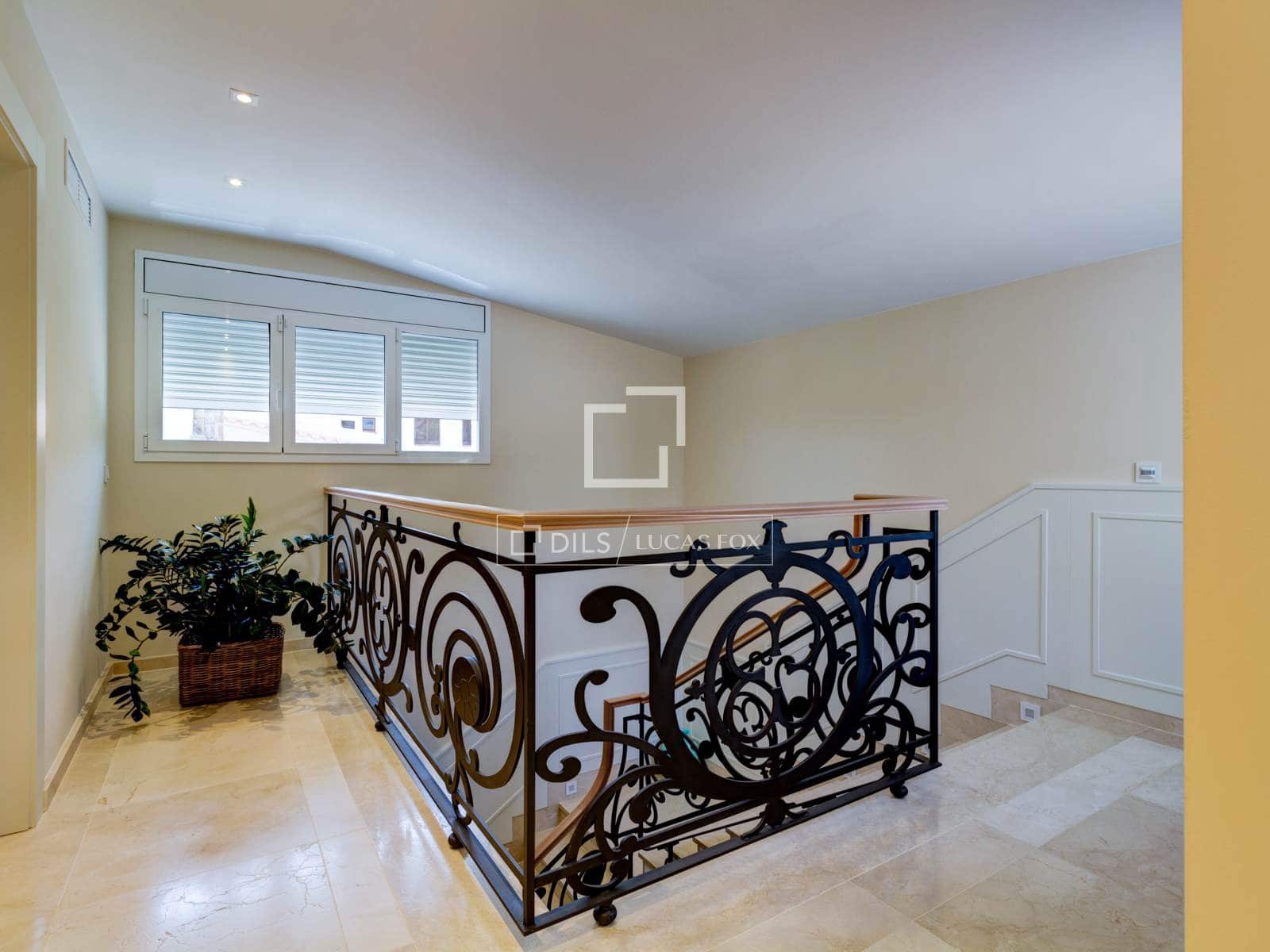 Chalet de 5 habitaciones en Roda de Barà en venta con piscina garaje - 2.600.000 € (Ref: 6380198)