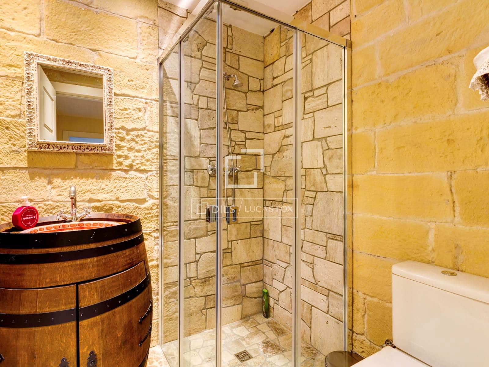 Chalet de 5 habitaciones en Roda de Barà en venta con piscina garaje - 2.600.000 € (Ref: 6380198)