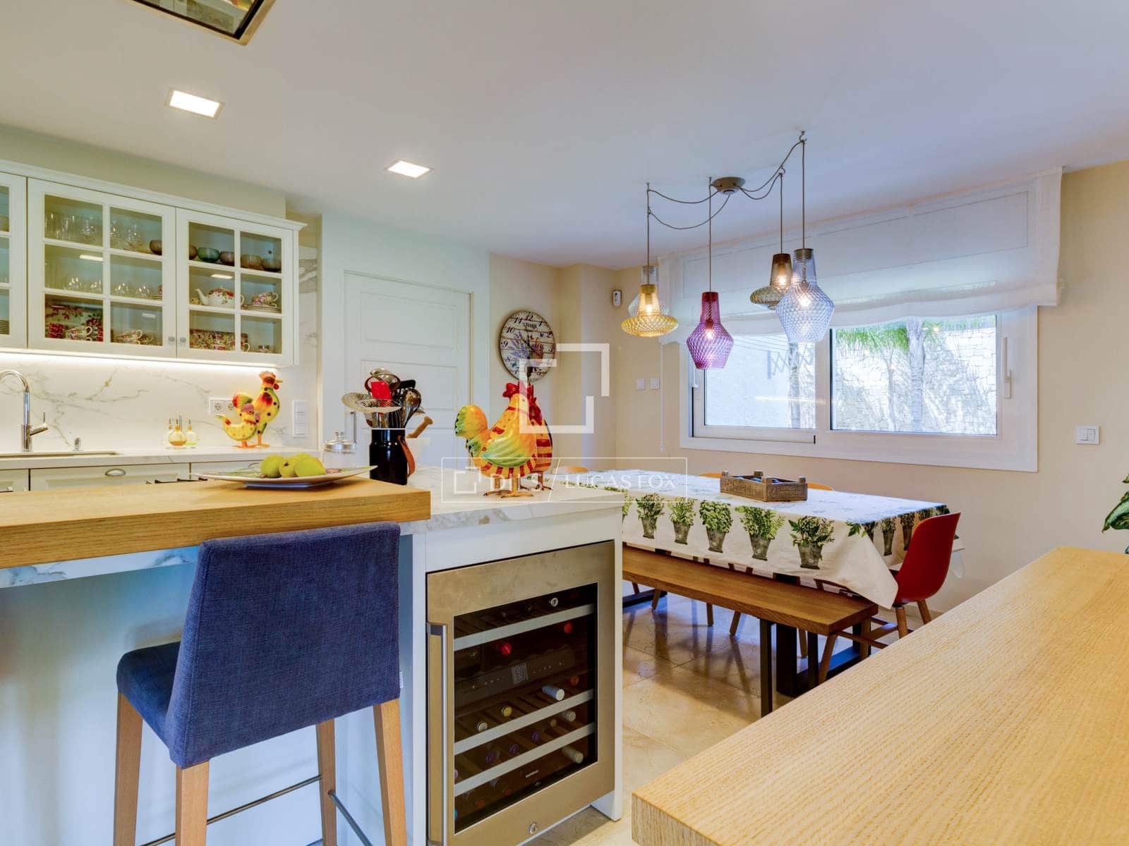 Chalet de 5 habitaciones en Roda de Barà en venta con piscina garaje - 2.600.000 € (Ref: 6380198)