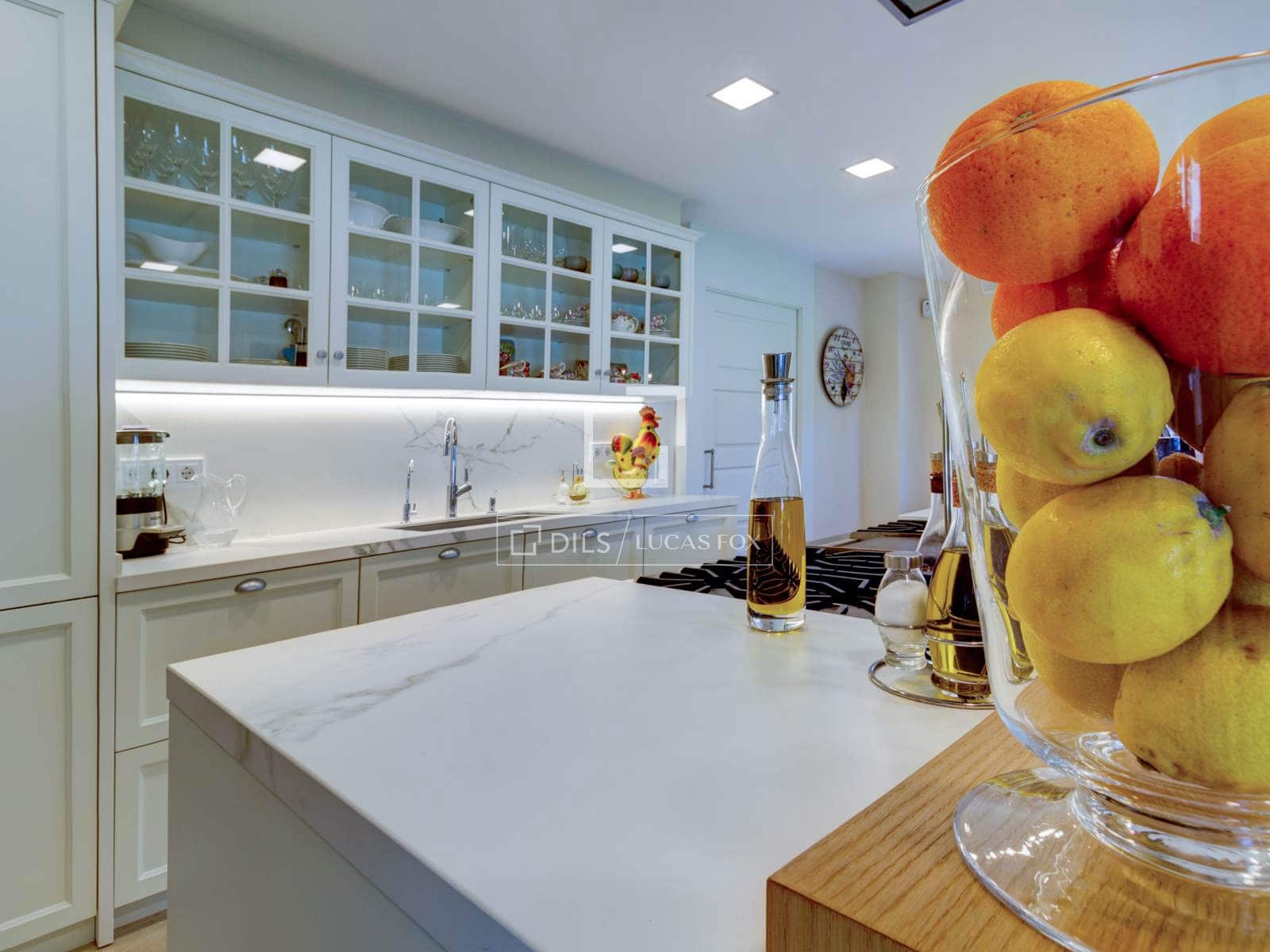 Chalet de 5 habitaciones en Roda de Barà en venta con piscina garaje - 2.600.000 € (Ref: 6380198)