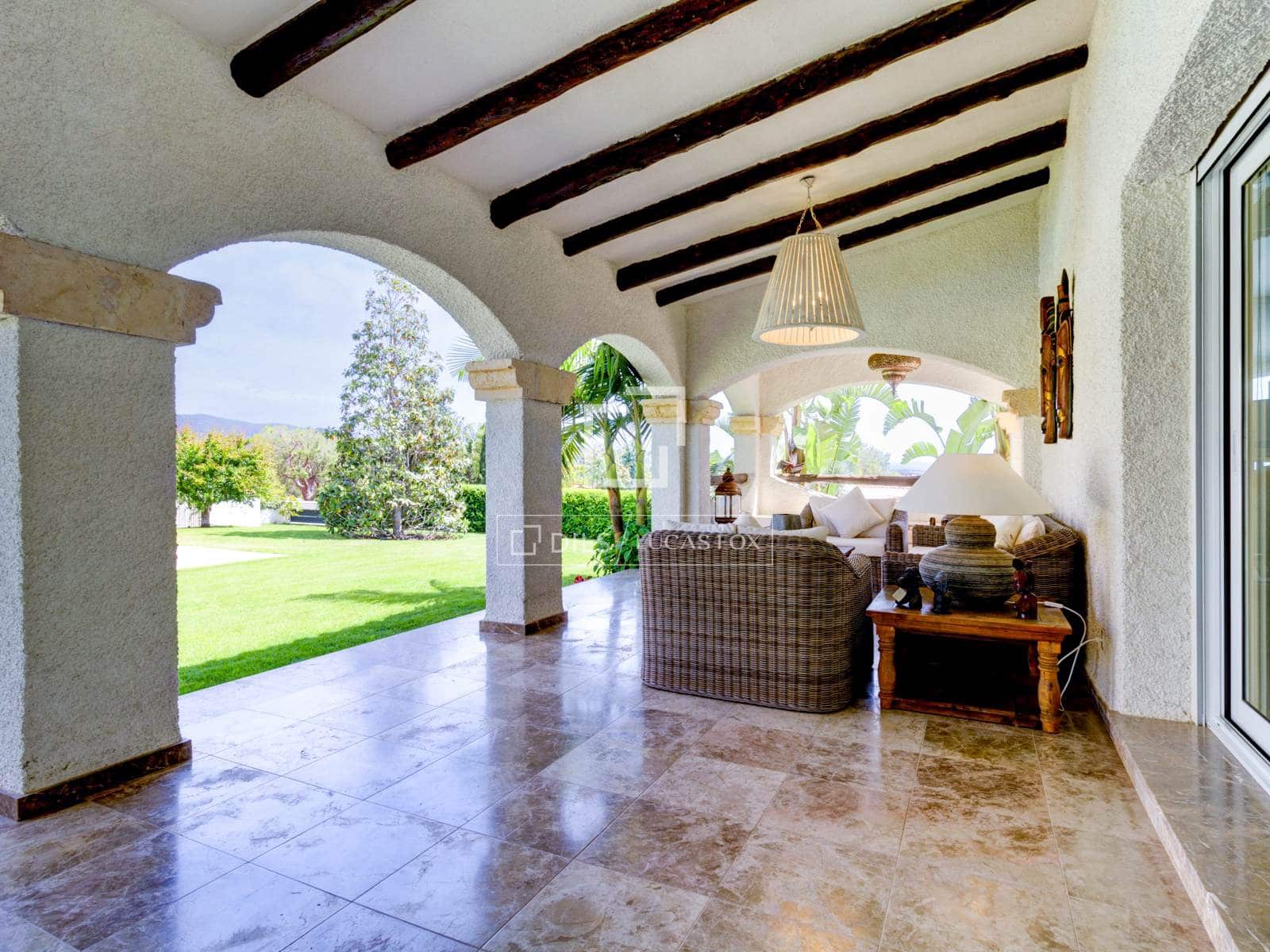 5 bedroom Villa for sale in Roda de Bara with pool garage - € 2,600,000 (Ref: 6380198)